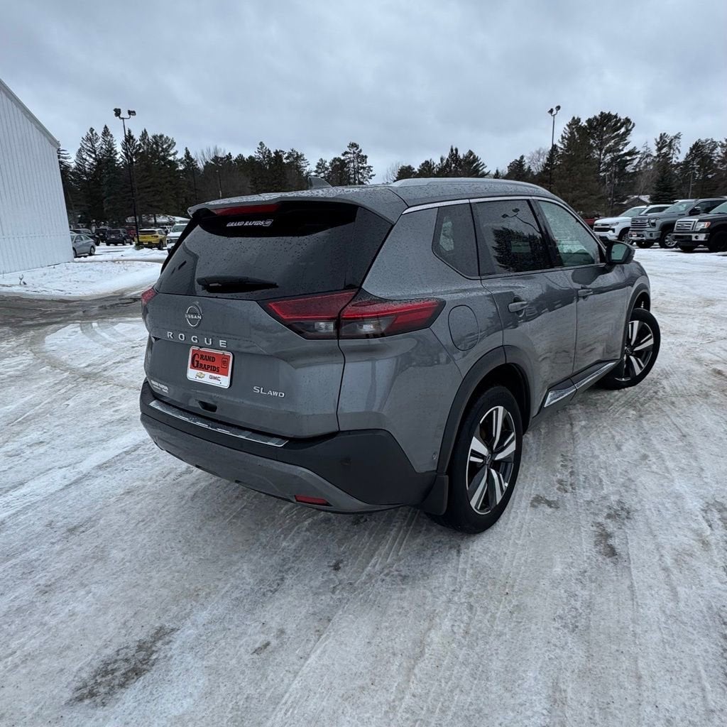 2023 Nissan Rogue SL