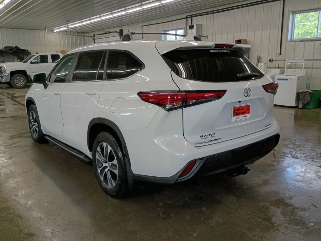 2023 Toyota Highlander L