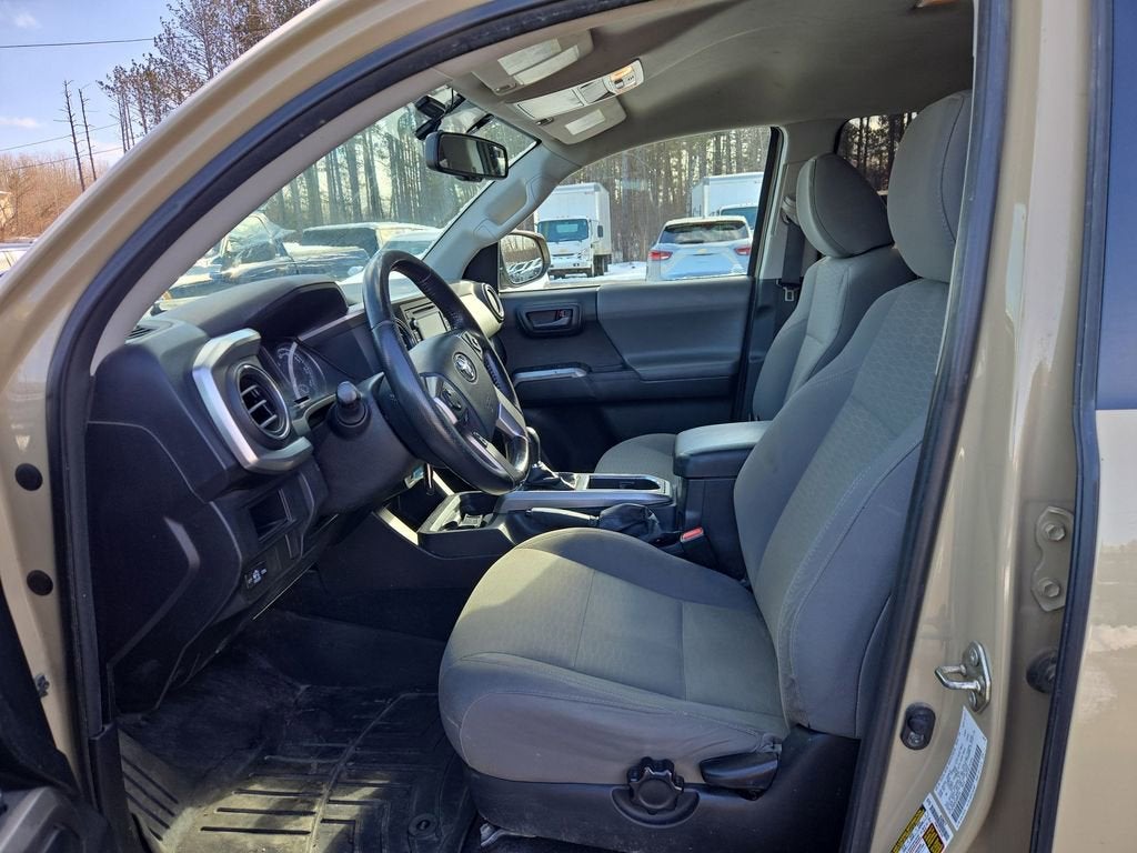 2016 Toyota Tacoma SR5