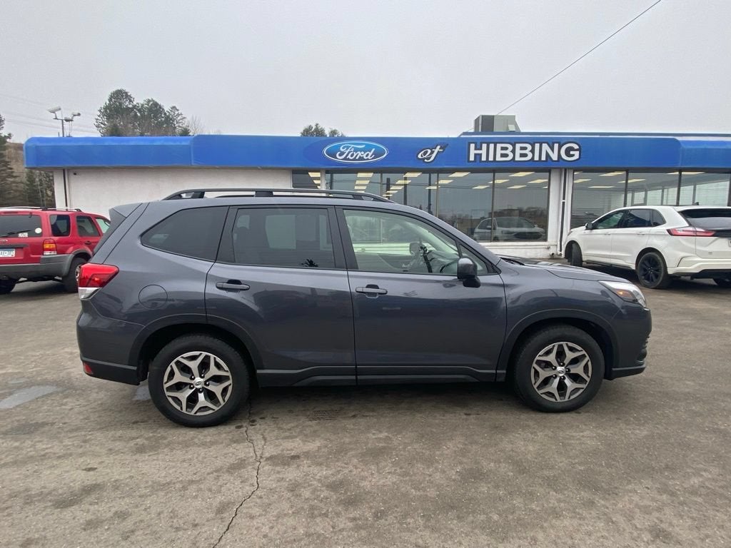 2022 Subaru Forester Premium