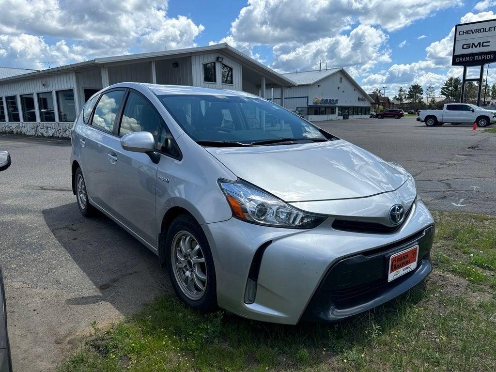 2015 Toyota Prius v Two