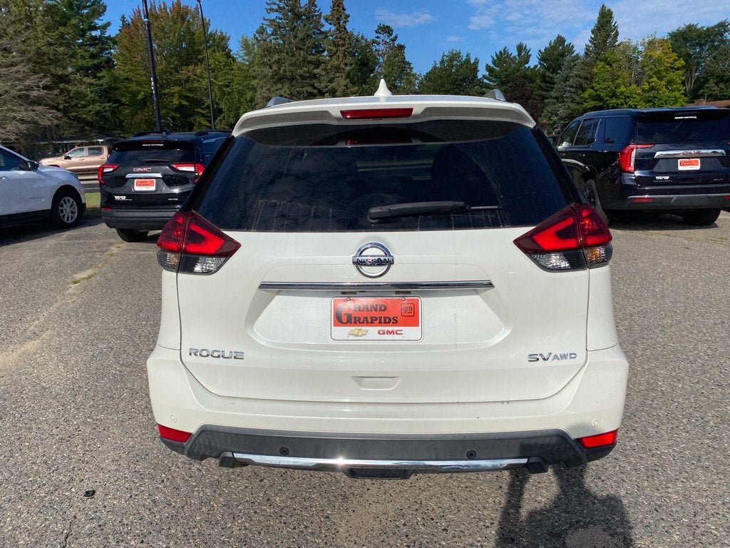 2020 Nissan Rogue SV