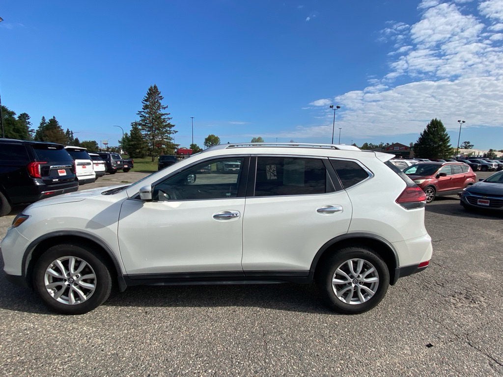 2020 Nissan Rogue SV